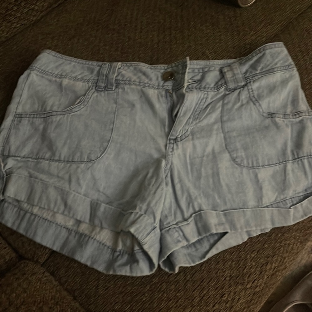 Light denim shorts